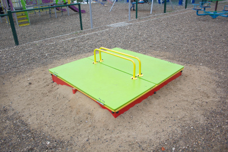 Песочница 1.5х1.5 (с крышкой) Романа 109.22.00