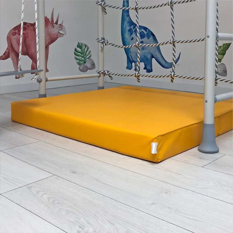 Мат (мягкий щит) Romana 1000*1000*100, в 2 сложения в Астрахани ВИНКО